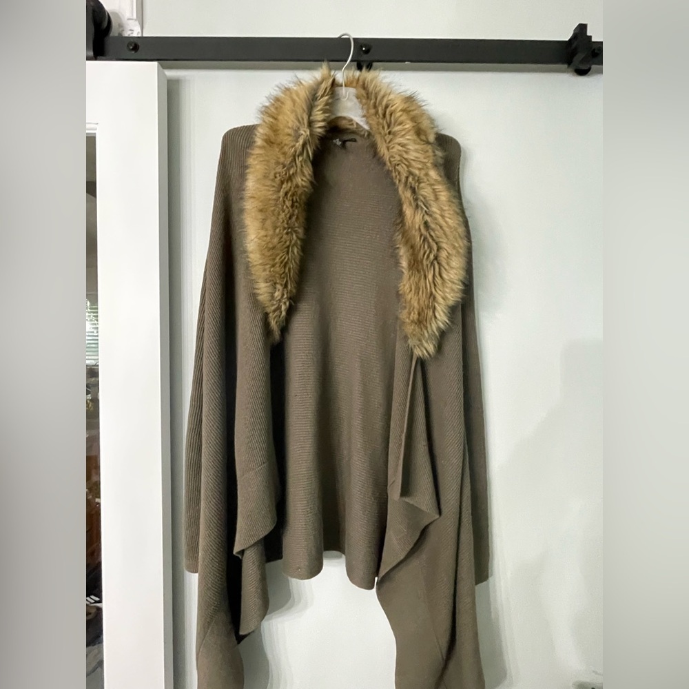 INC International Concepts Tan Sweater with Faux Fur Collar